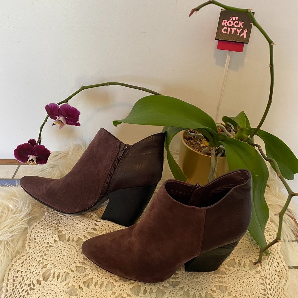 Crown Vintage Ankle Boots